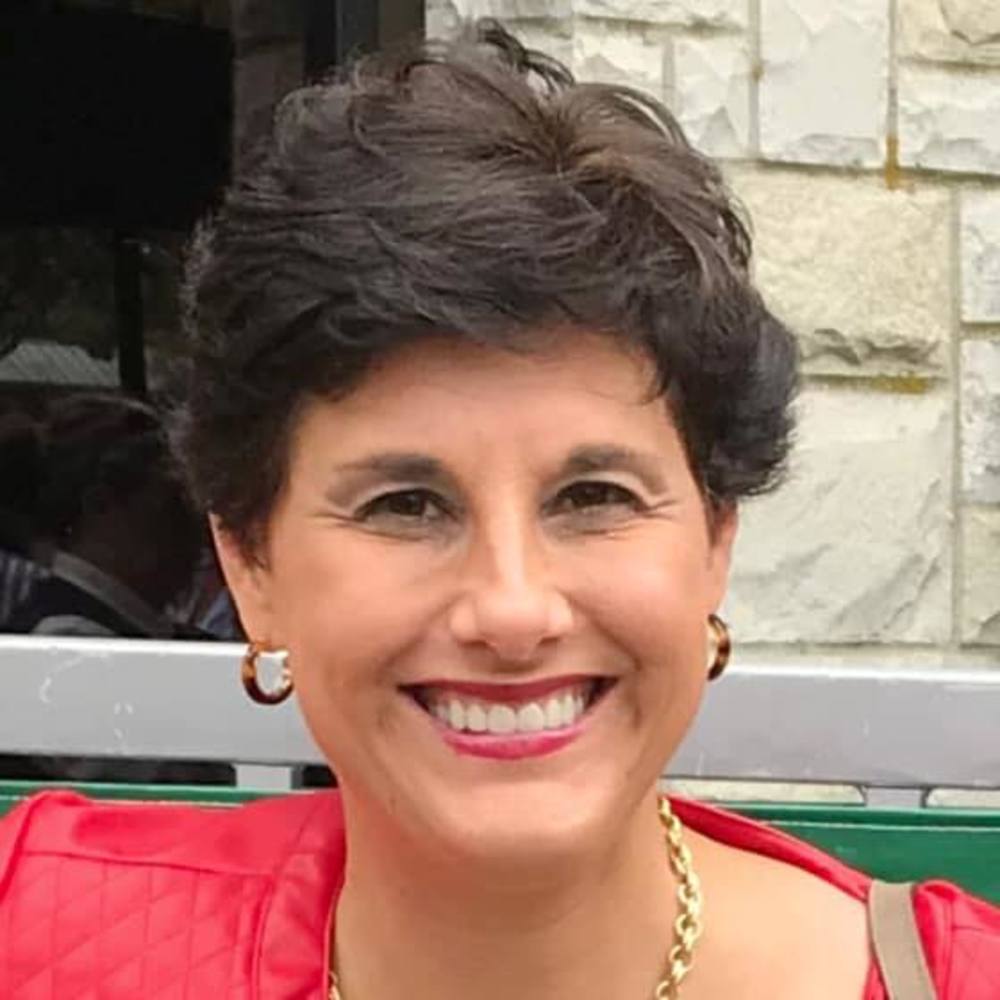 Meet your Posher, Jennifer